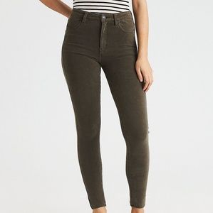 American eagle Hi Rise khaki jeans 4S